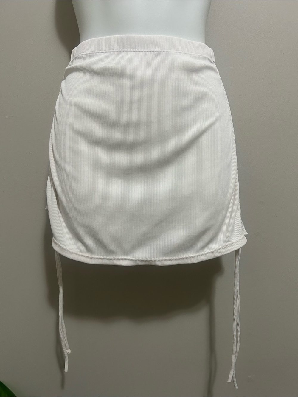 🔥4 for $25 White Drawstring Mini Skirt